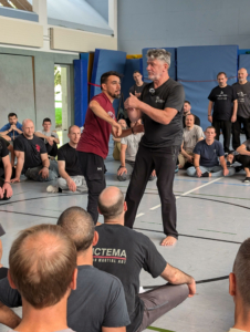 Le club de Systema d'Orléans au séminaire "Short Work & Knife Work" animé par Vladimir Vasiliev